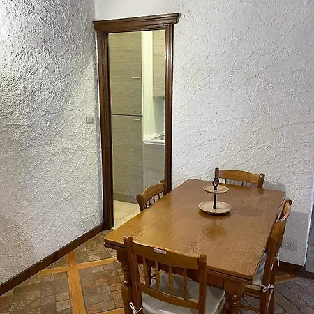 Genepi Apartman *